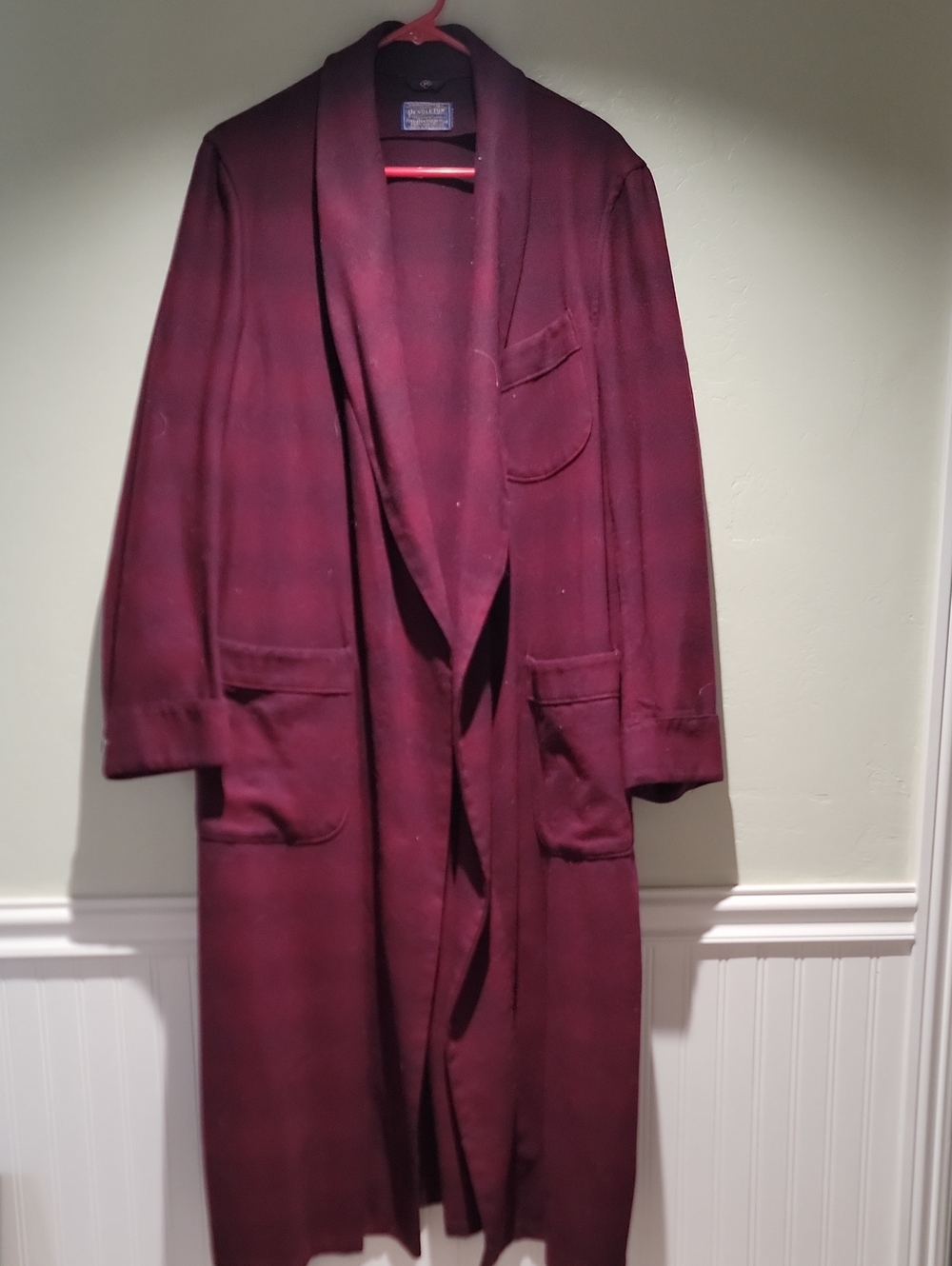 1950's Vintage Pendleton Burgundy Wool Shawl Robe